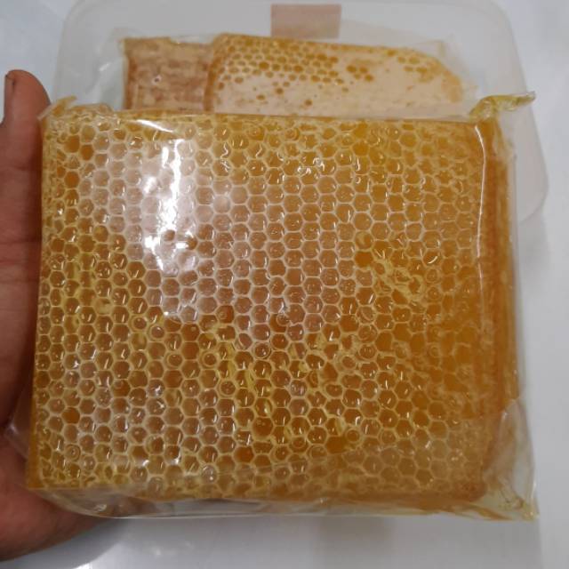 

Madu sarang asli 500gr melivera comb honey