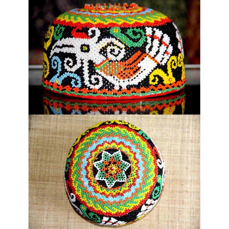 AK 0133 Topi unik suku Dayak Bahau, Kalimantan