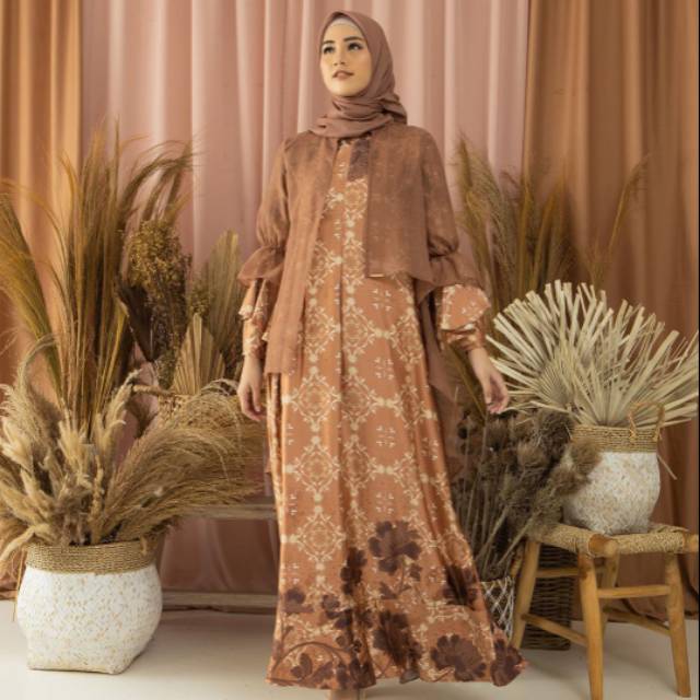 Lalika outer wearing klamby S