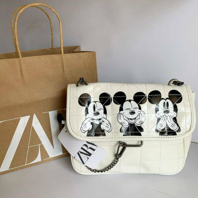 

Disney Zara White
