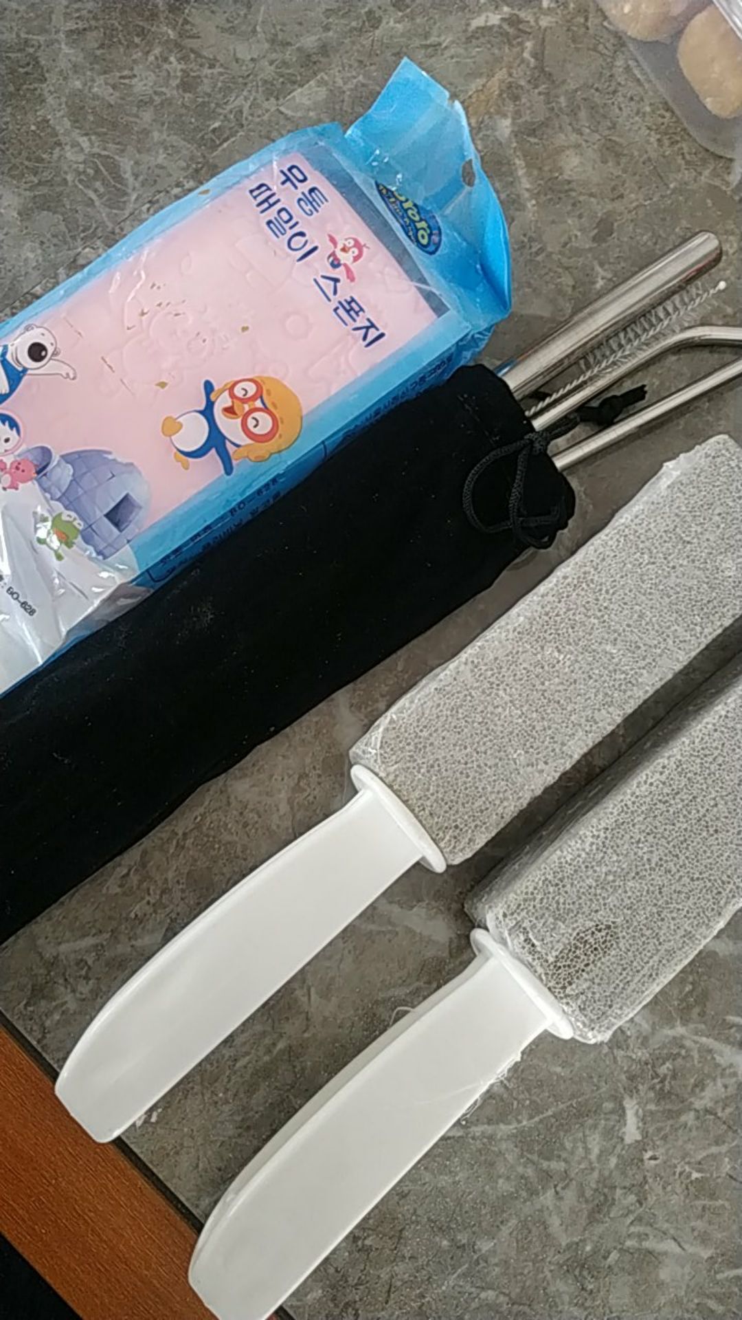 Spons Bath Spon Mandi Pengangkat Daki Pororo