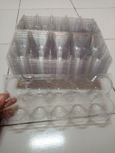 Mika Telur 10 Kancing / Mika 10 Telur Kancing / Mika Telur Kancing / Tempat Telur Plastik Kancing