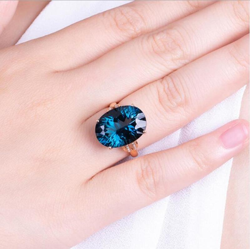 Cincin Rose Gold Desain Merak Safir Hias Kristalberlian Untuk Wanita