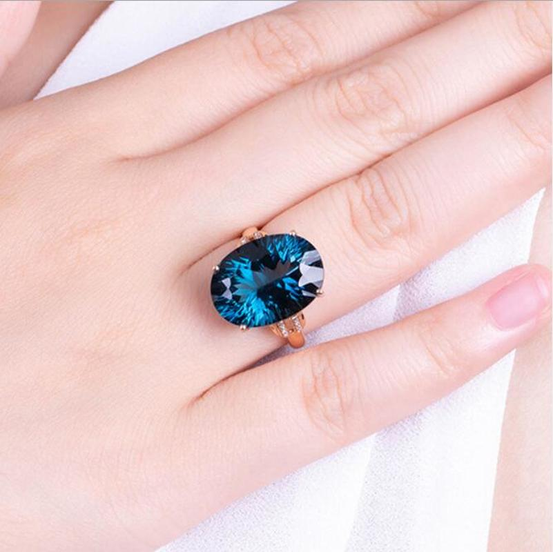 Cincin Silver S925 Rose Gold Wanita Hias Kristal Berlian Biru Sapphire Merak Untuk Nikah / Tunangan