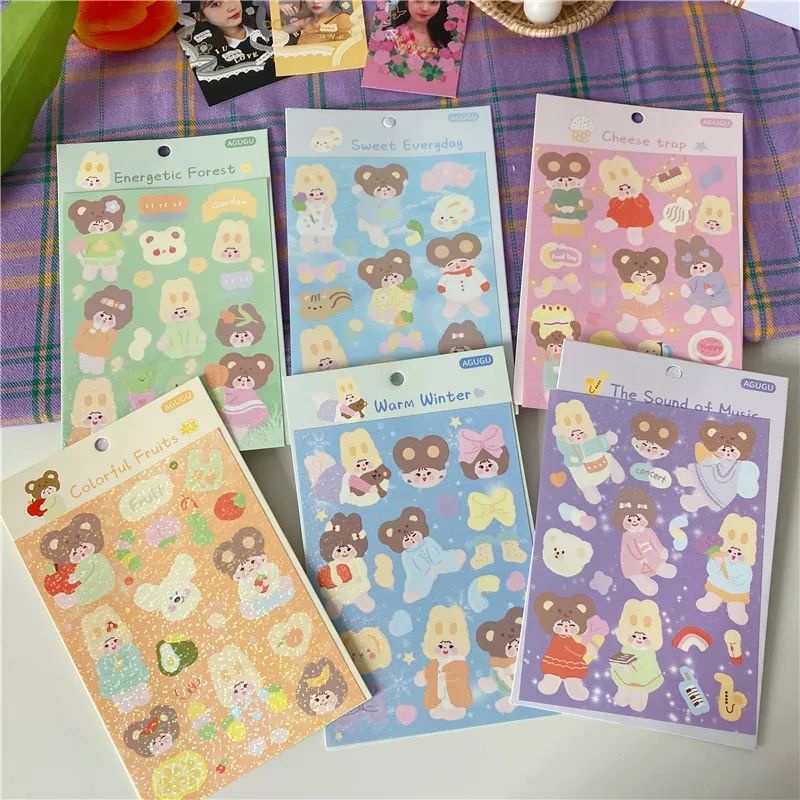 

1 Lembar Sticker Hologram Little Girl and Animals