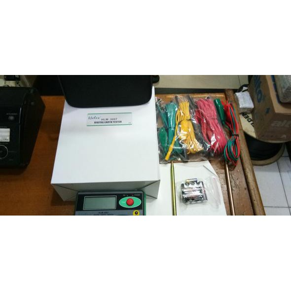 Merger / Digital Earth Grounding Tester Tipe HLM-3007 merk Heles