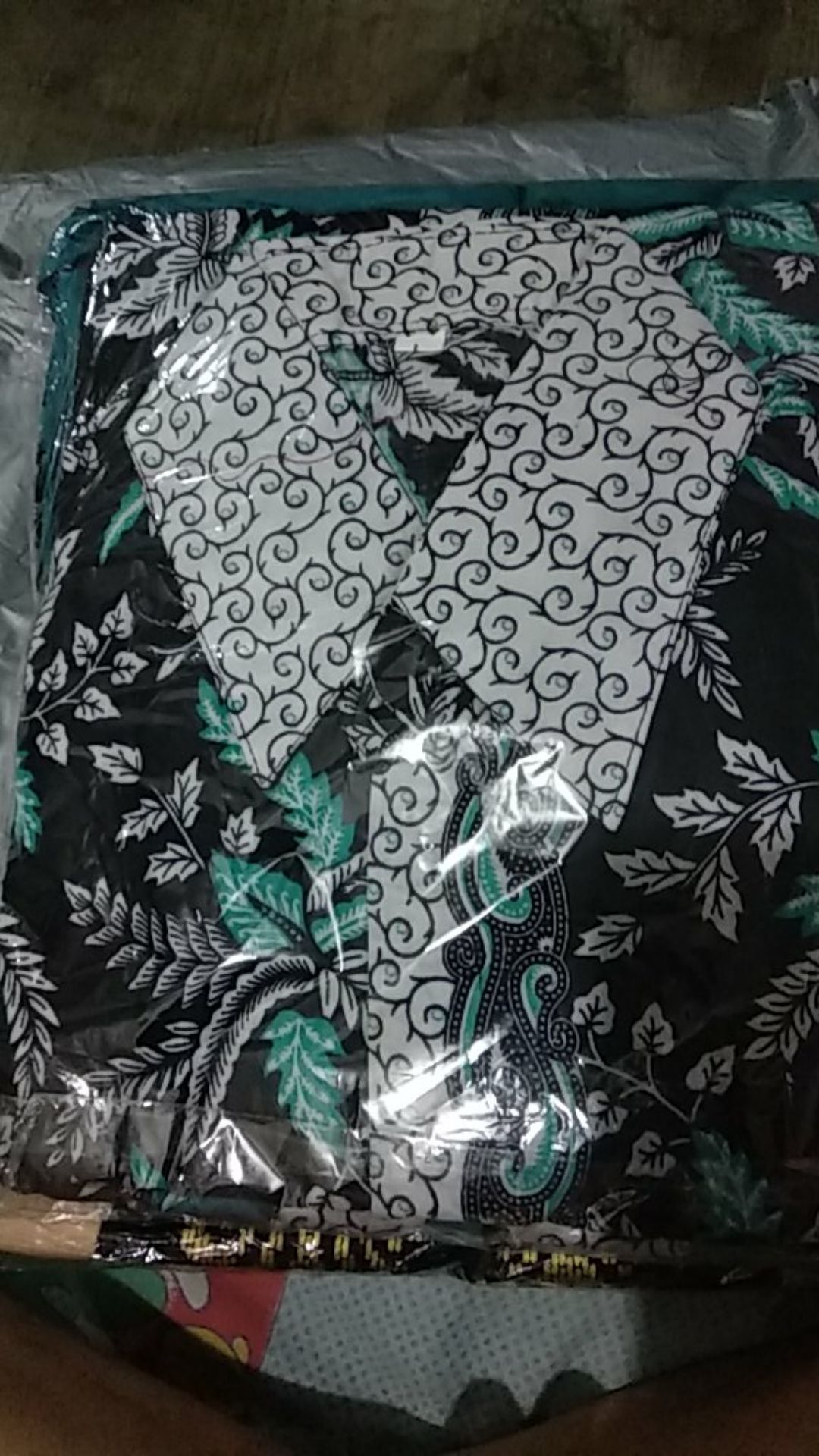 Sarimbit Gamis Couple Longdress Pesta Couple 064 Maura Couple - Sania Ruffle Batik Couple Ori Ndoro