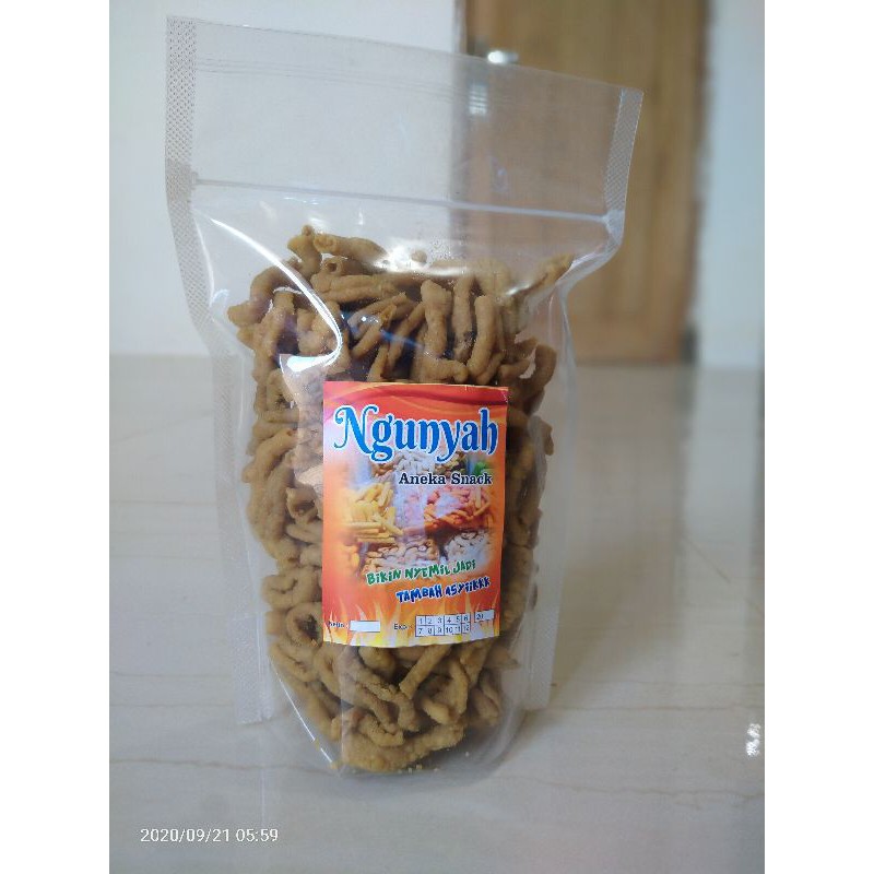 

Snack kekinian kripik usus 250gr