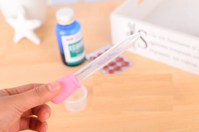 DC - PIPET TETES OBAT BAYI ANAK UKURAN 5ML / PIPET TETES MINUM OBAT BAYI.