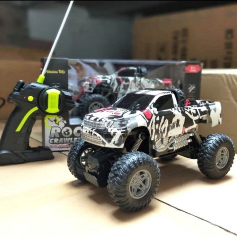 RC jeep pickup rock clawer scale 1:18 batrai cas free batrai remot