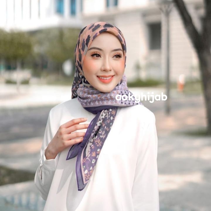 Promo Diskon !! Hijab Voal Segiempat Motif Yoda  series Kerudung Segiempat Motif Jilbab Instan