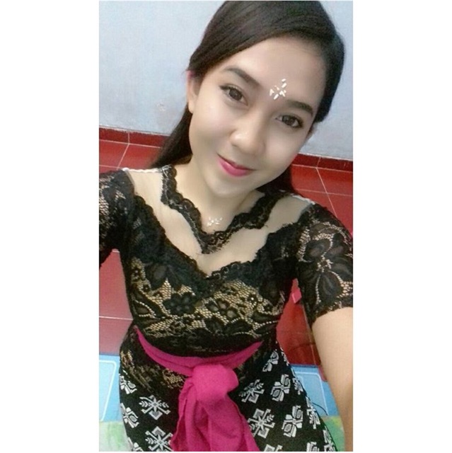 Set kebaya jadi morena