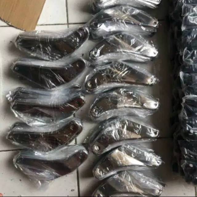 pangkon dudukan knalpot cb corbi cb125