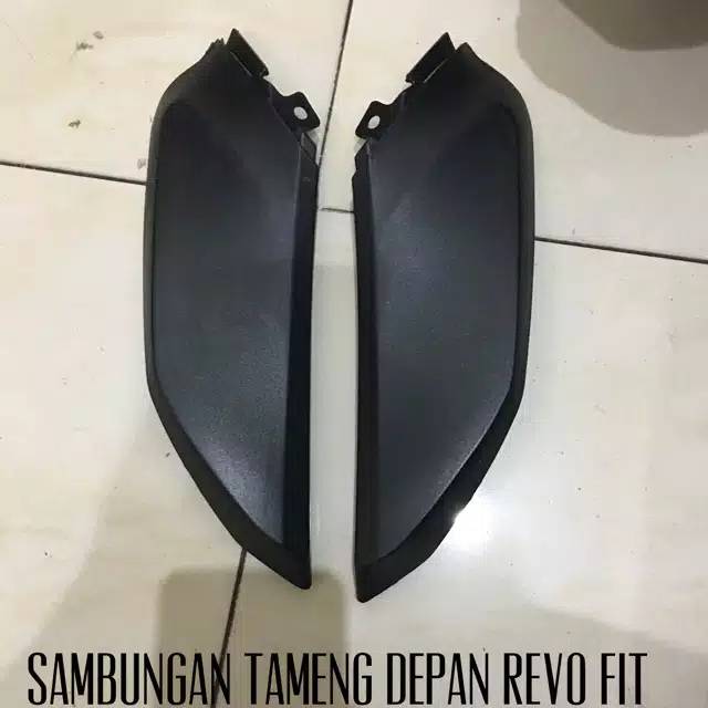 Narita - Sambungan Panel Dasi Tameng Depan Revo Fit Karbu