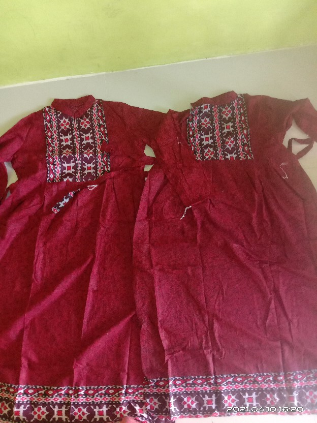 Batik Couple Keluarga Sania Ruffle Ori Ndoro Jowi Dnt Motif Mega Merah Termurah Di Shopee