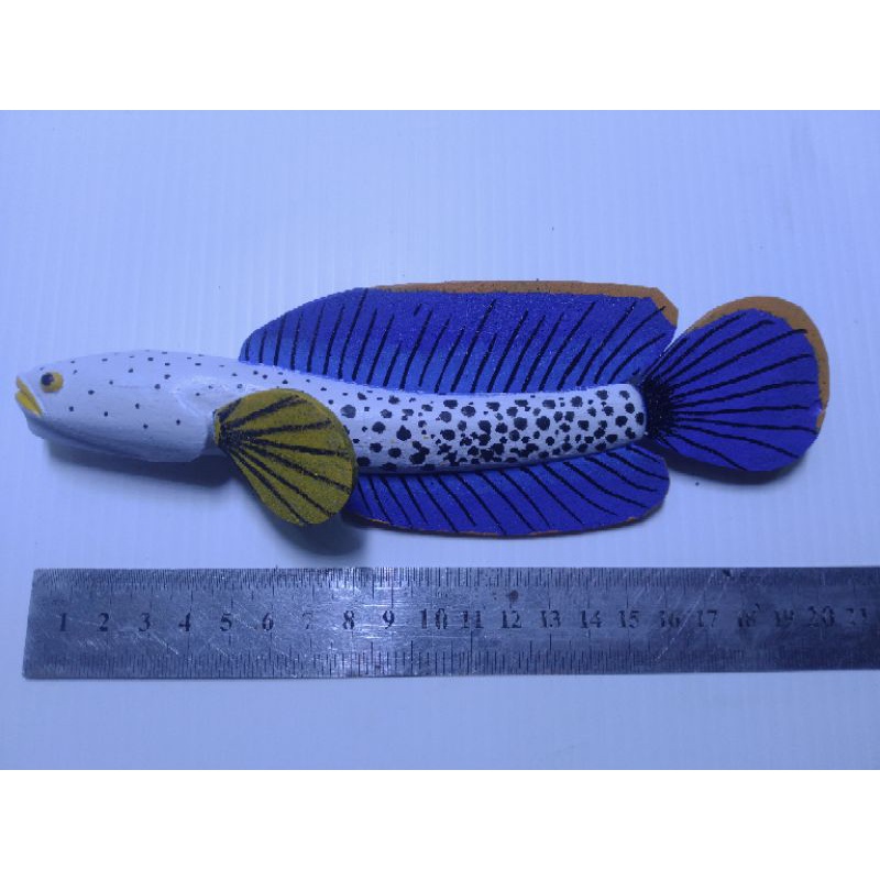 patung / boneka ikan channa stewarti