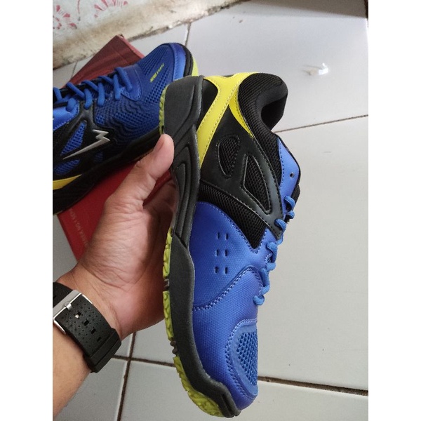 sepatu badminton EAGLE MOONLIGHT ori