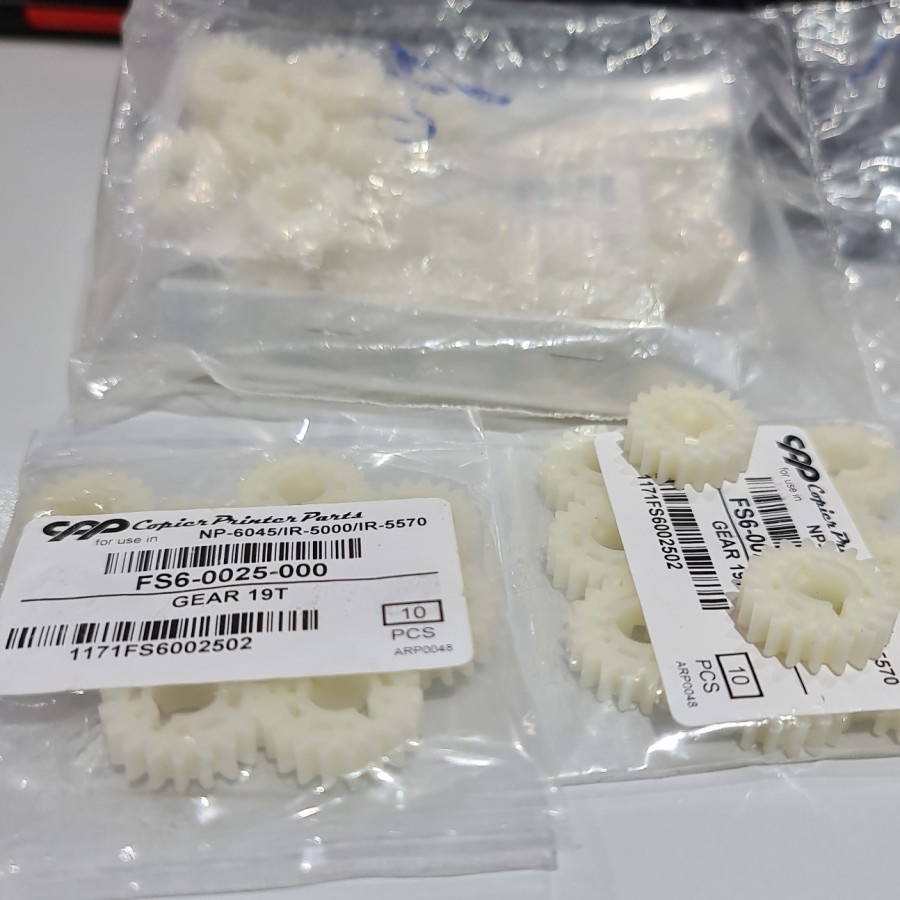 

GEAR 19 T DEVELOPING IR 5000 5020 6020 5075 6570 FS6-0025-000 IMPORT