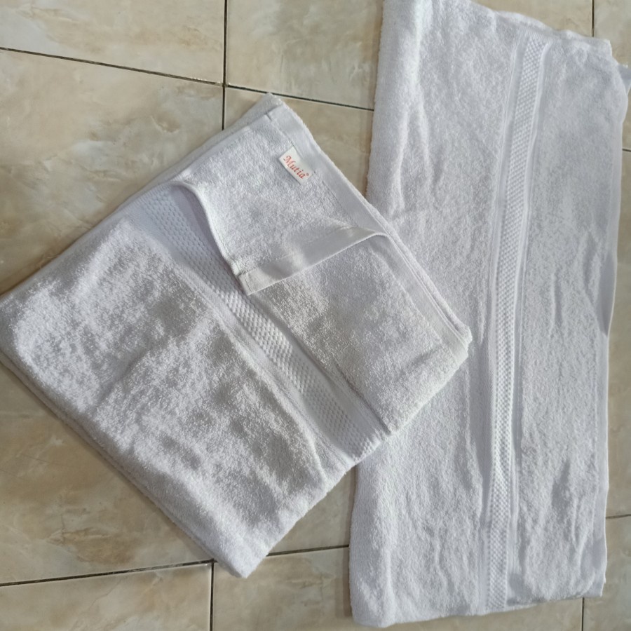 Handuk Mutia Besar Putih