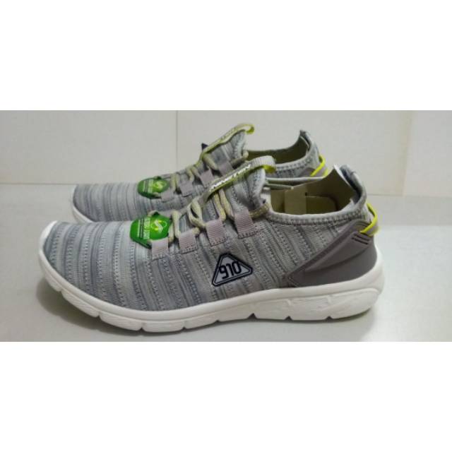 Sepatu 910 Nineten AMARU