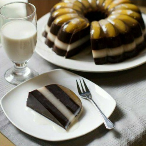 

Holland Bakery-Pudding Cokelat (Khusus pengiriman Via Go send atau Grab send)