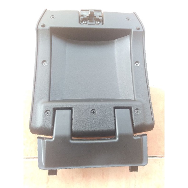 TUTUP CONSUL BOX -SANDARAN TANGAN INNOVA REBORN TYPE G ORI