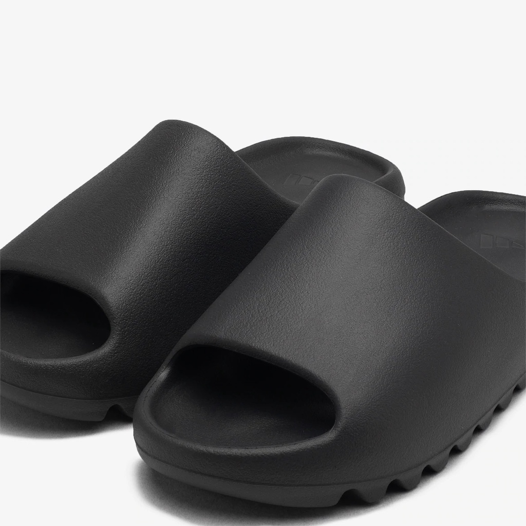 Yeezy Slides Onyx HQ6448 100% Authentic