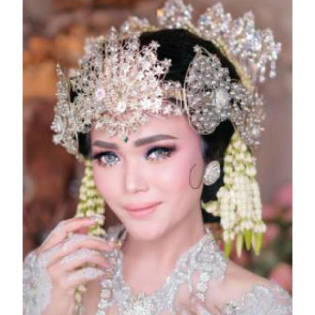 Siger merak syahrini