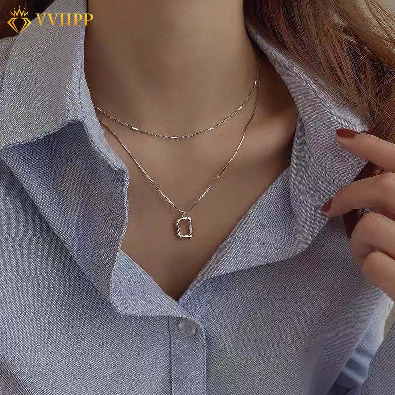 Kalung Choker Rantai Banyak Lapis Dengan Liontin Silinder Bahan Alloy Warna Emas / Silver Untuk Wanita