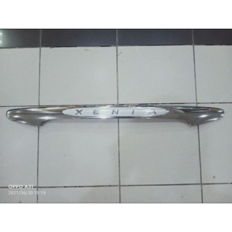 Trunklid New Xenia VVTI List Bagasi Belakang Chrome