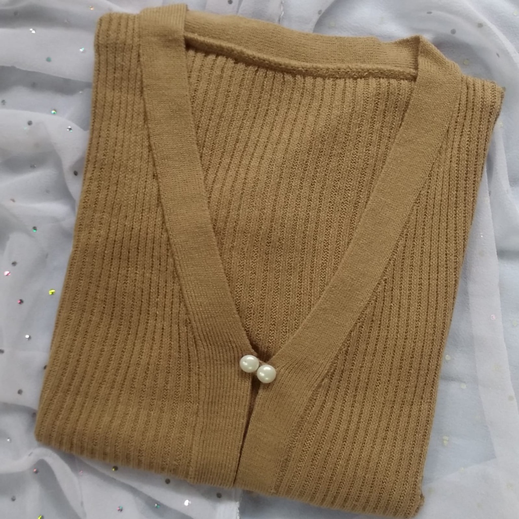 Cardigan rajut kancing mutiara RENAIRA 01-Mocca