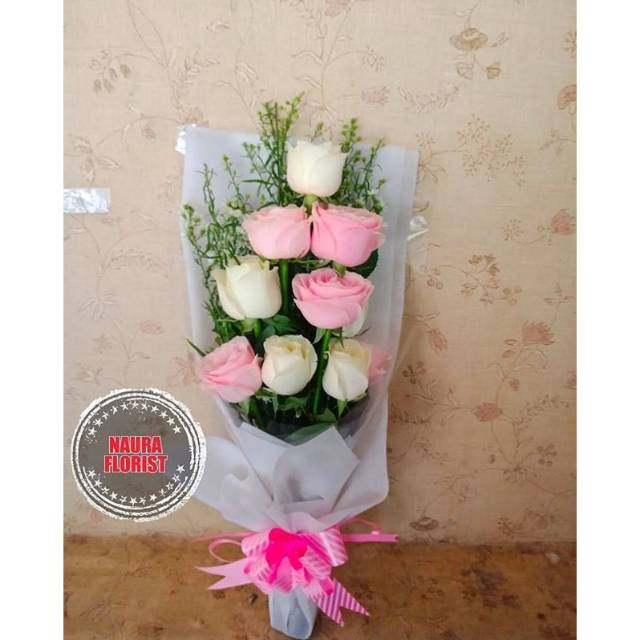 Buket Bunga Mawar Putih Dan Soft Pink Shopee Indonesia