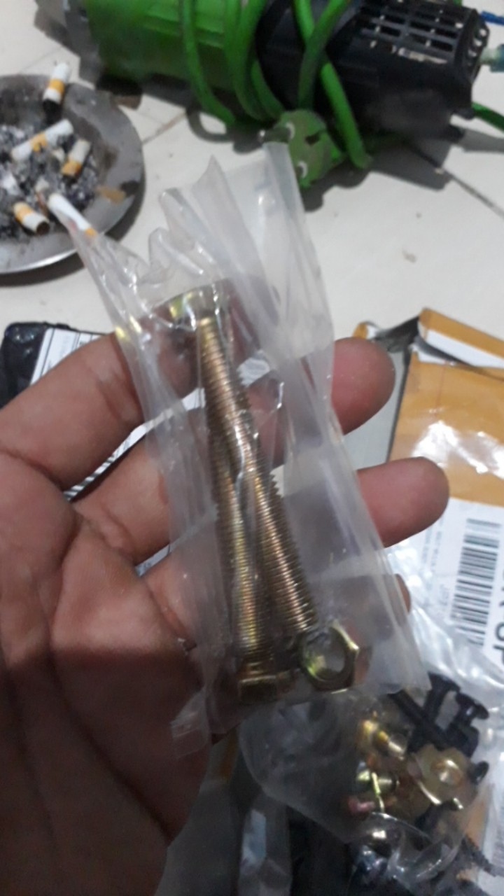 Baut Mur 8x60 Kuning 6cm Bmk Kunci 12
