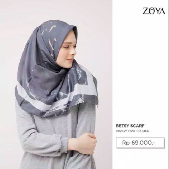 SALE..BETSY SCARF ZOYA