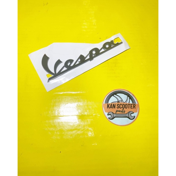 Emblem Vespa Matic Body Kiri Original Piaggio