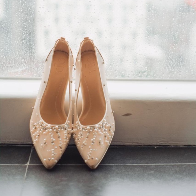 Preloved Cava Prive Wedding Shoes Pearl