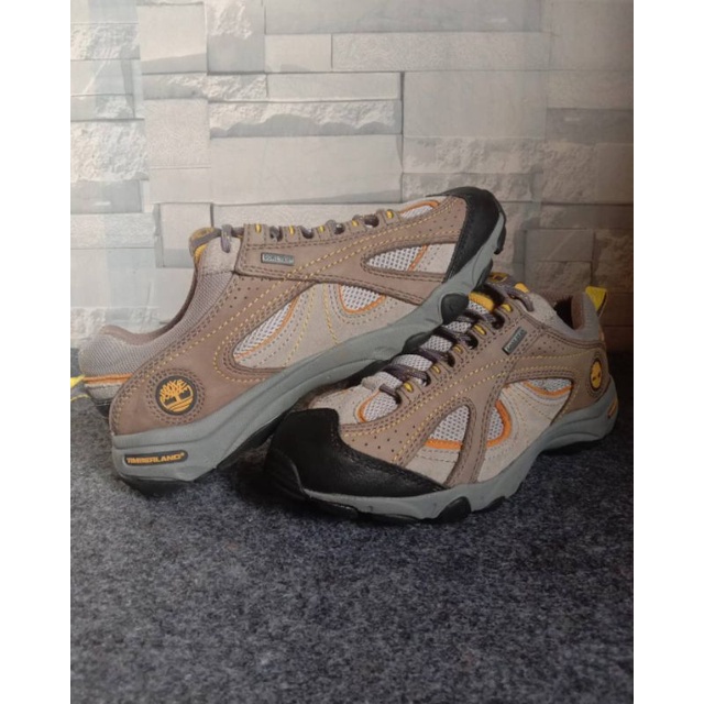 SEPATU GUNUNG TIMBERLAND GORETEX