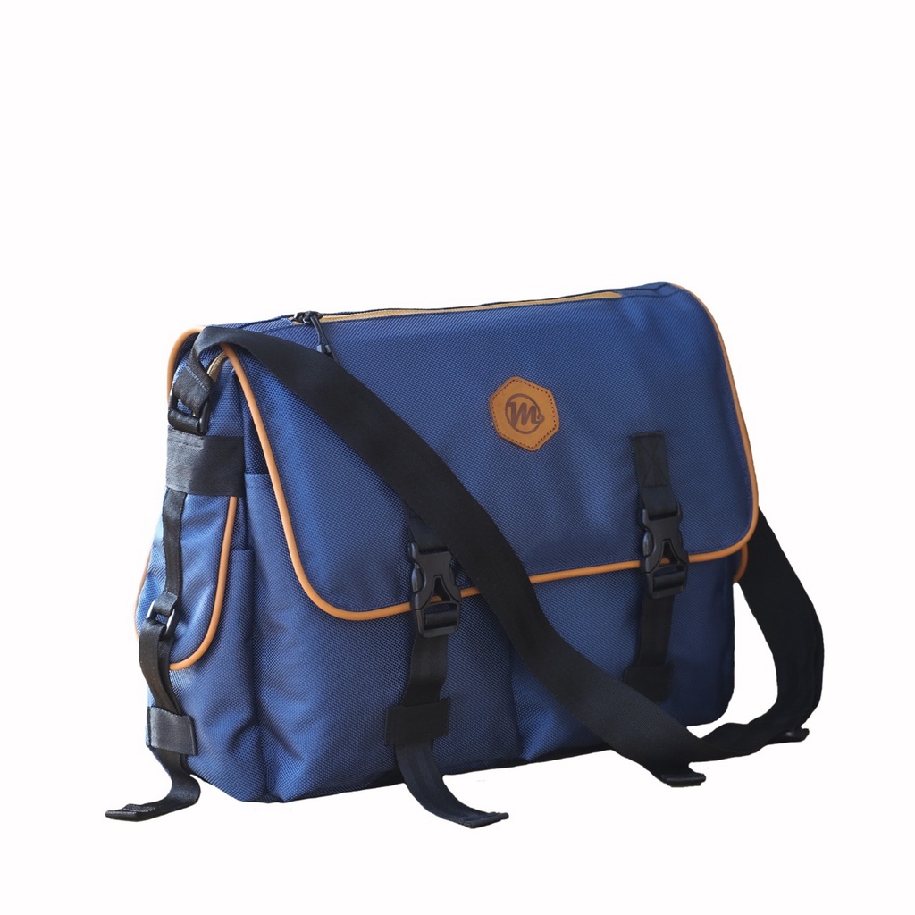 Tas Selempang Pria Model Messenger Bag Muat Laptop 15&quot; Original - Halley Mokamula