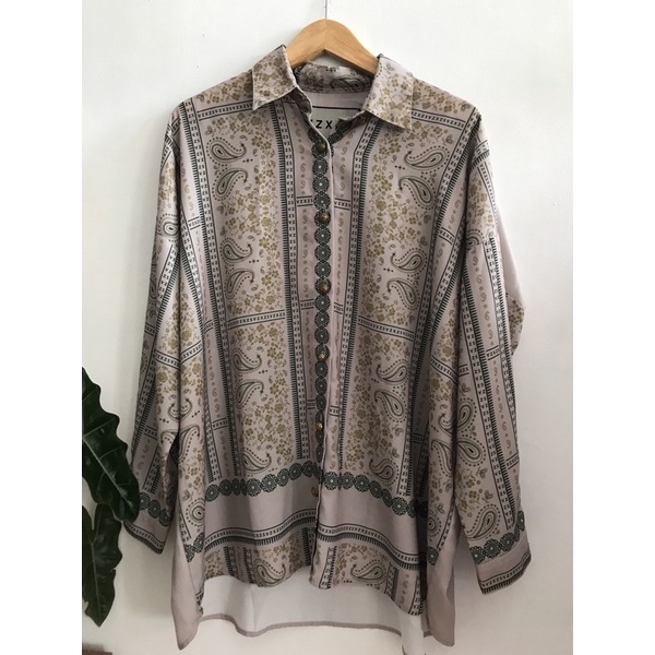 abhia top lilack new, yashfa ungu like new