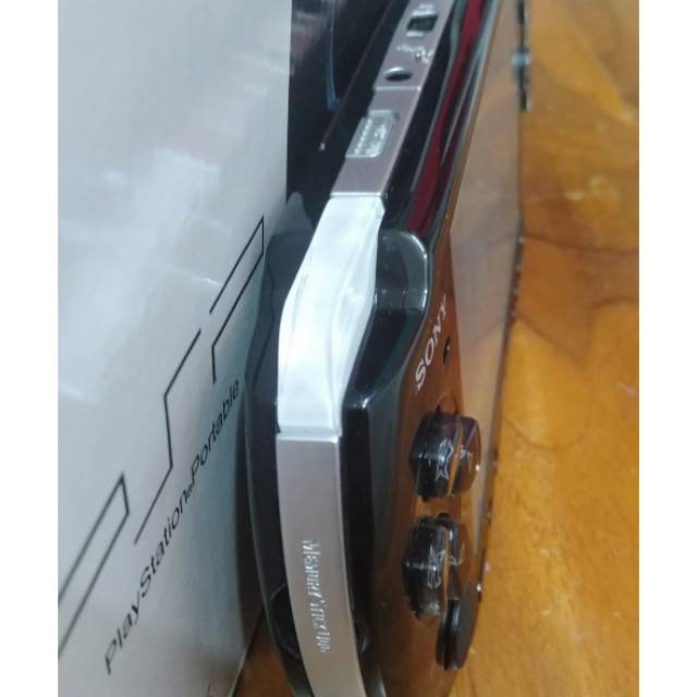 PlayStation portabel s3000 + memory 32 gb (psp) 90% mulus original