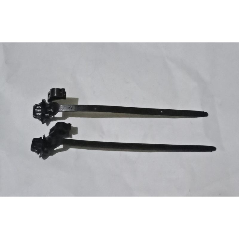 Nylon plastik pengikat kabel klip panah / insulock to body kabel ties