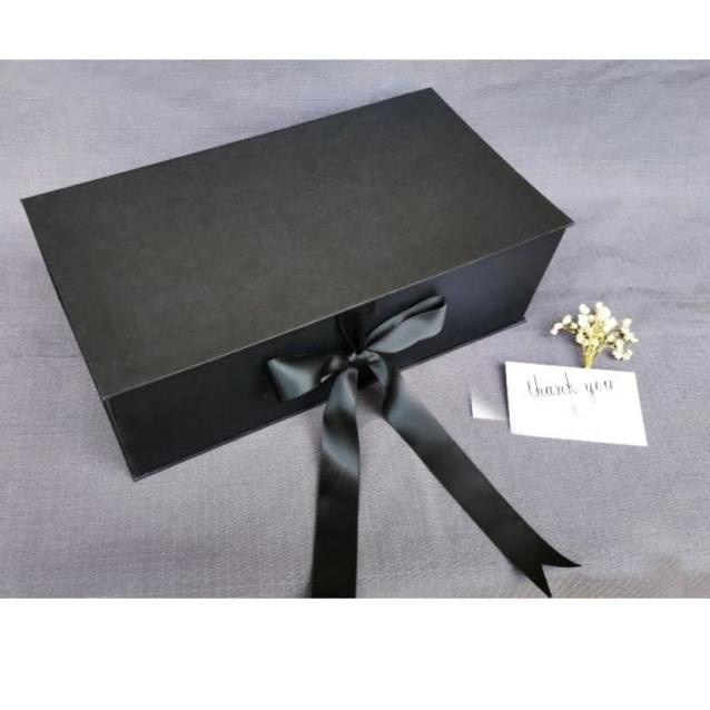 

✻ Kotak Kado PITA/Giftbox Model Buku uk. 30 x 16 x 9 cm (MIX) - Hitam-Hitam ○