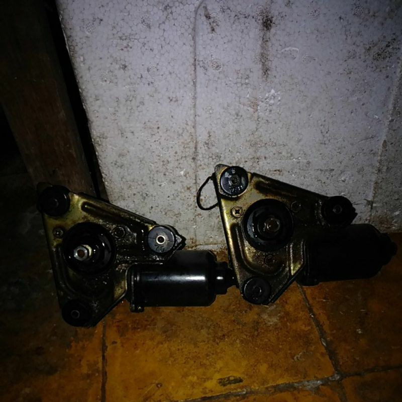 Dinamo wiper Mazda interplay ford gala