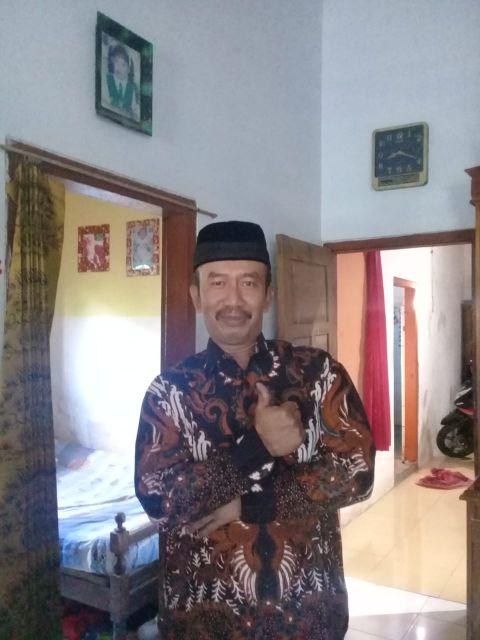 Kemeja Batik Pria Lengan Pendek Motif Batik Solo Ori Premium Murah Ukuran M L Xl Xxl
