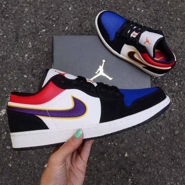 sepatu nike air jordan 1