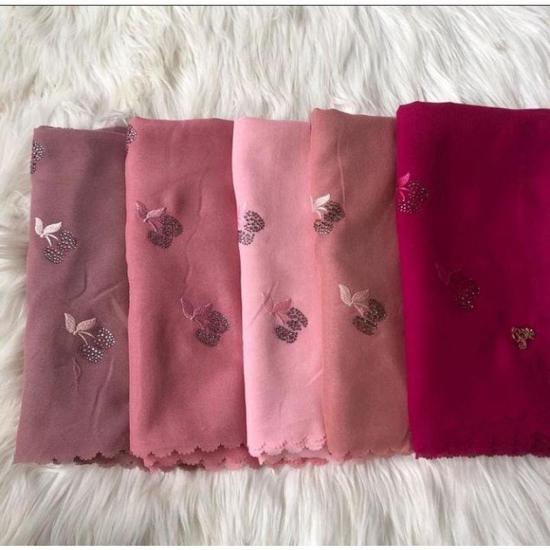 kerudung segiempat cherry brand bungatta