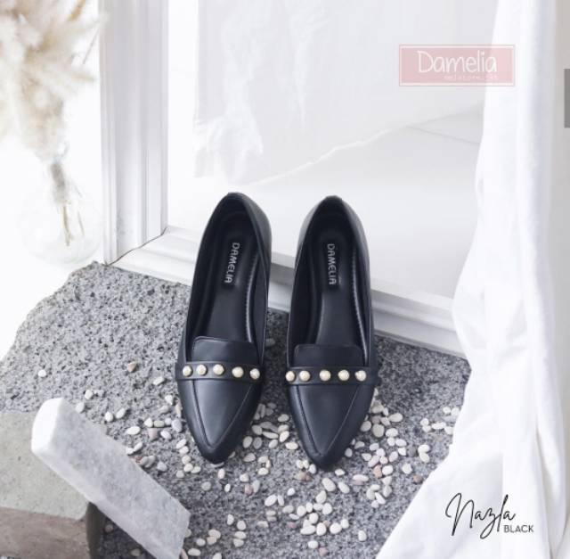 [SPESIAL DISCON-BAYAR DITEMPAT]SANDAL SLIP ON NAZLA DAMELIA