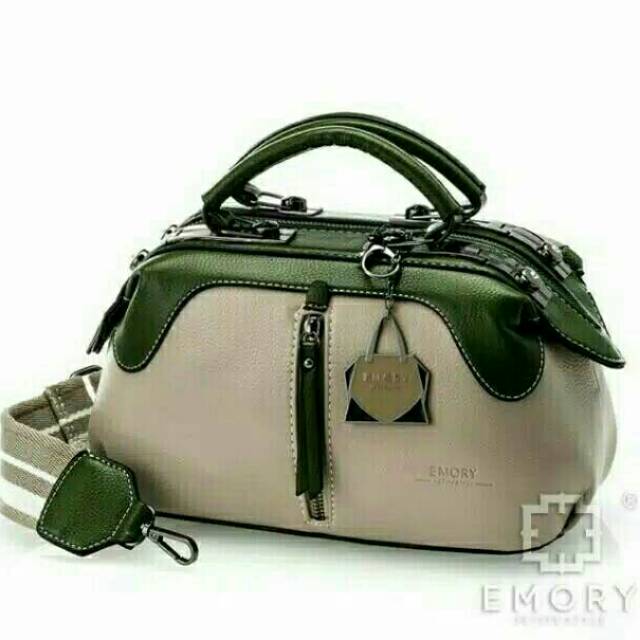 Tas wanita Sling Emory