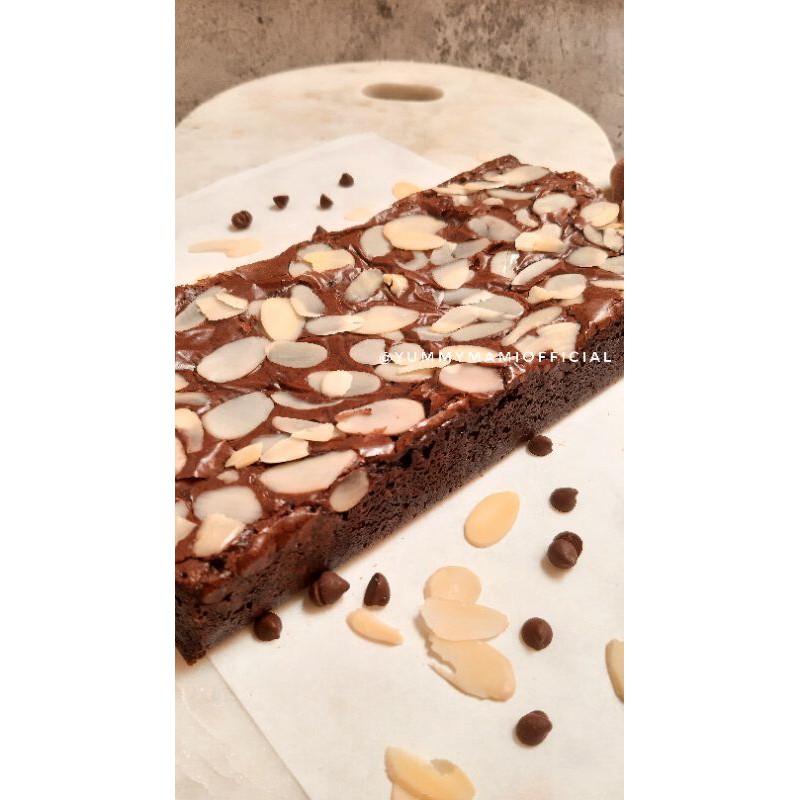 

Almond Fudgy Brownies