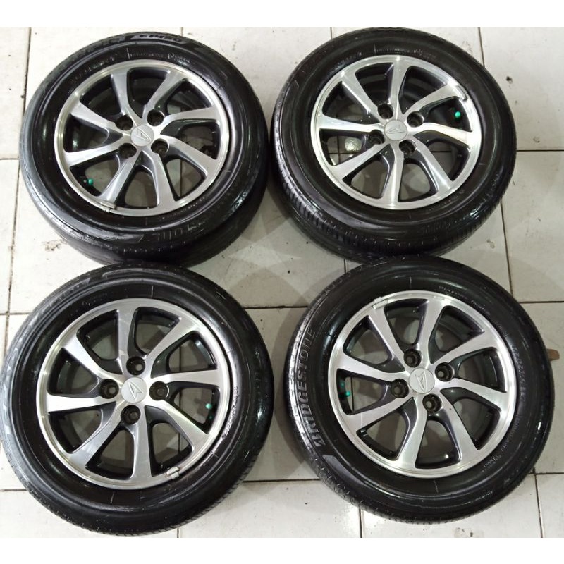 Velg Mobil Second OEM copotan sigra ring 14 + Ban 175 65 r14 buat Ayla Agya Brio